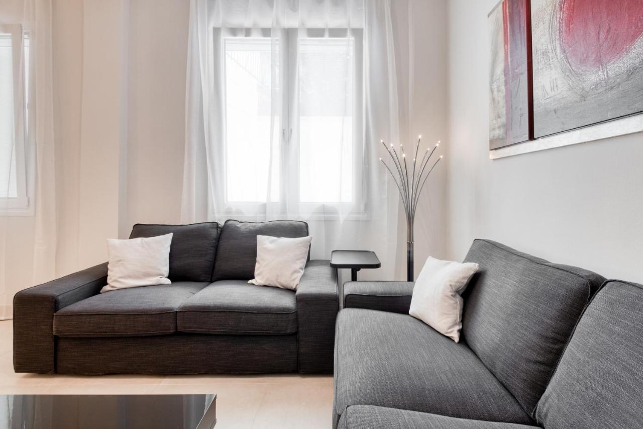 Modern 2-Bedroom Apt, 200M From The Acropolis Atenas Exterior foto