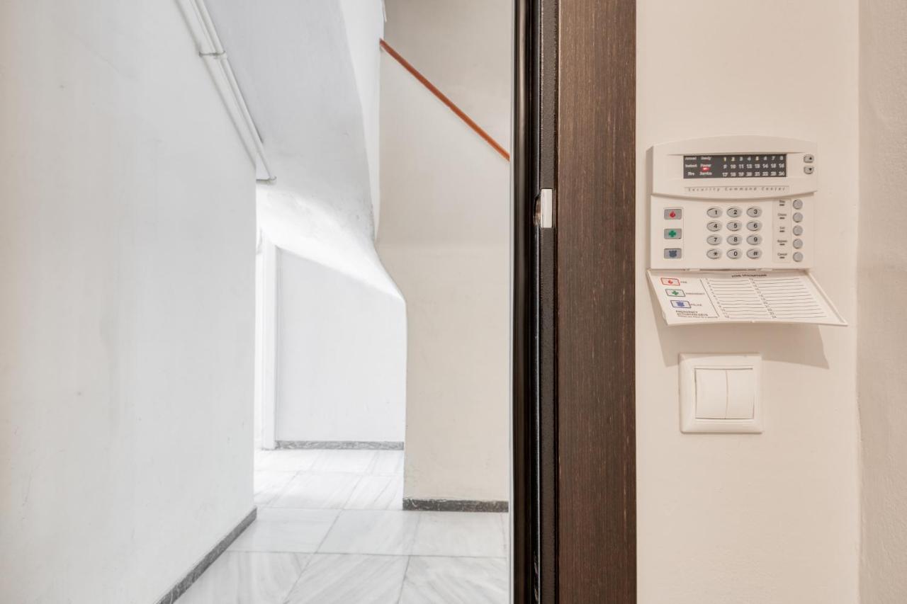 Modern 2-Bedroom Apt, 200M From The Acropolis Atenas Exterior foto